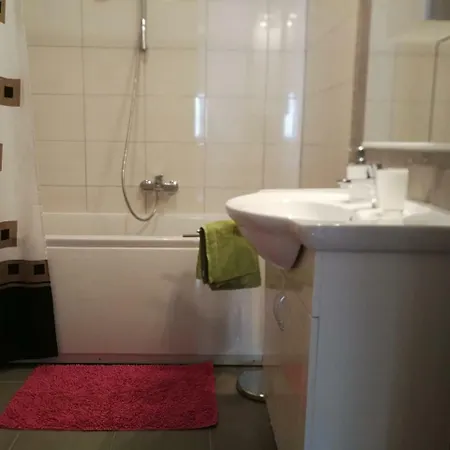 Nara With Free Parking Apartment Trogir