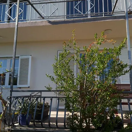 Apartment Nara With Free Parking Trogir